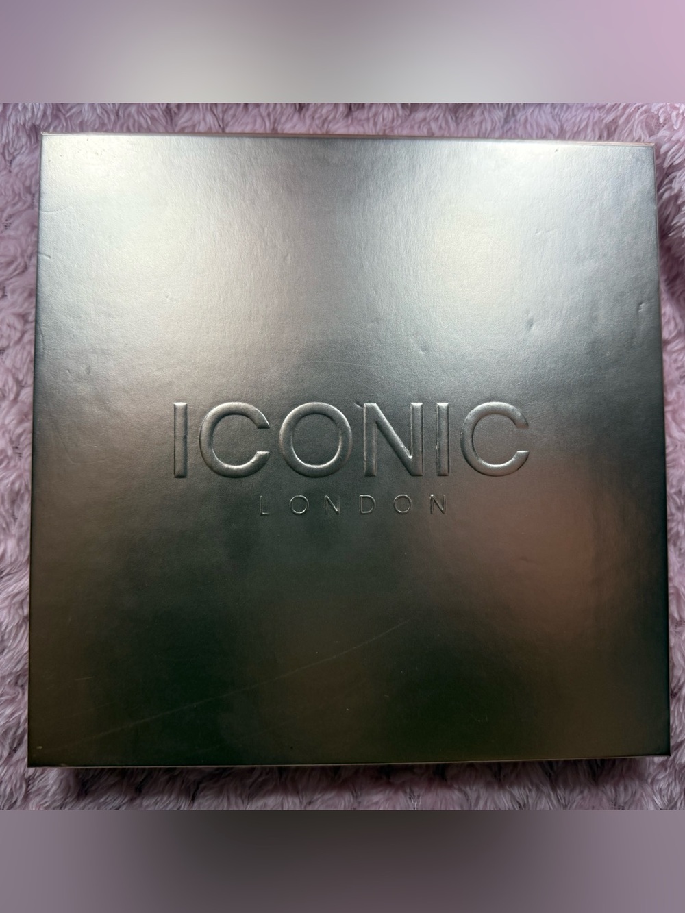 ICONIC London Day To Slay Eyeshadow Palette